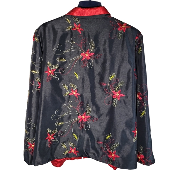 Red and black floral embroidered jacket Size 2X - Picture 3 of 8